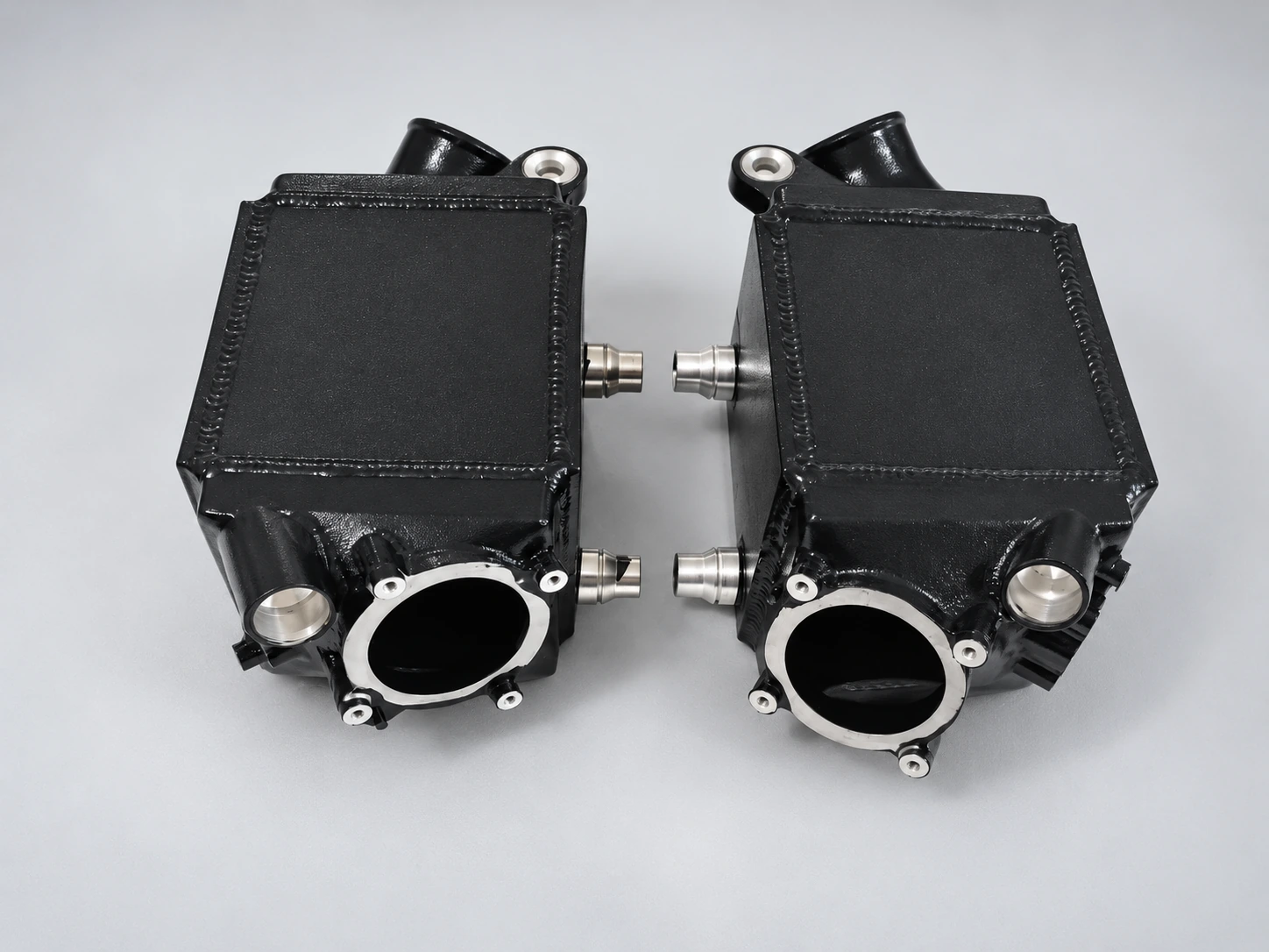 BMW M5/M6 paired water-to-air charge coolers